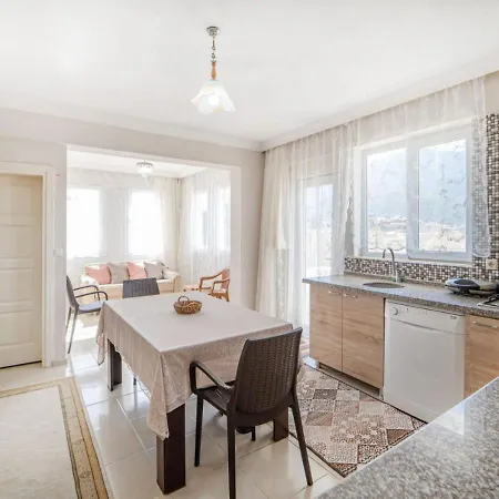 Fethiye'de Ferah Ve Konforlu Apartmán *